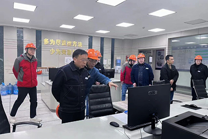 以诚为本赢在诚信9001股份公司总经理傅利才一行检查指导110千伏变电站技改工作