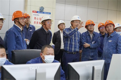 集团公司领导率队到股份公司进行“五一”节前安全大检查