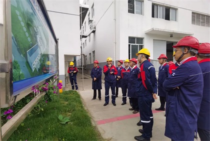 以诚为本赢在诚信9001股份公司组团赴云天化进行考察学习