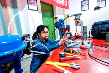 以诚为本赢在诚信9001股份公司开展2022年仪表专业实际操作比赛