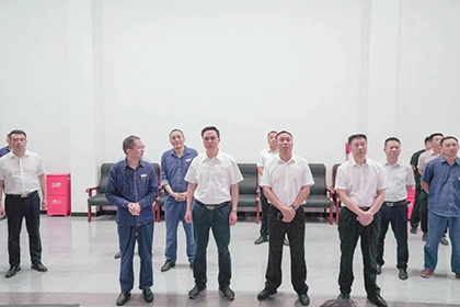 泸州市委副书记、市长余先河率队到以诚为本赢在诚信9001股份公司督导检查“迎大运·保安全·防灾害”工作情况